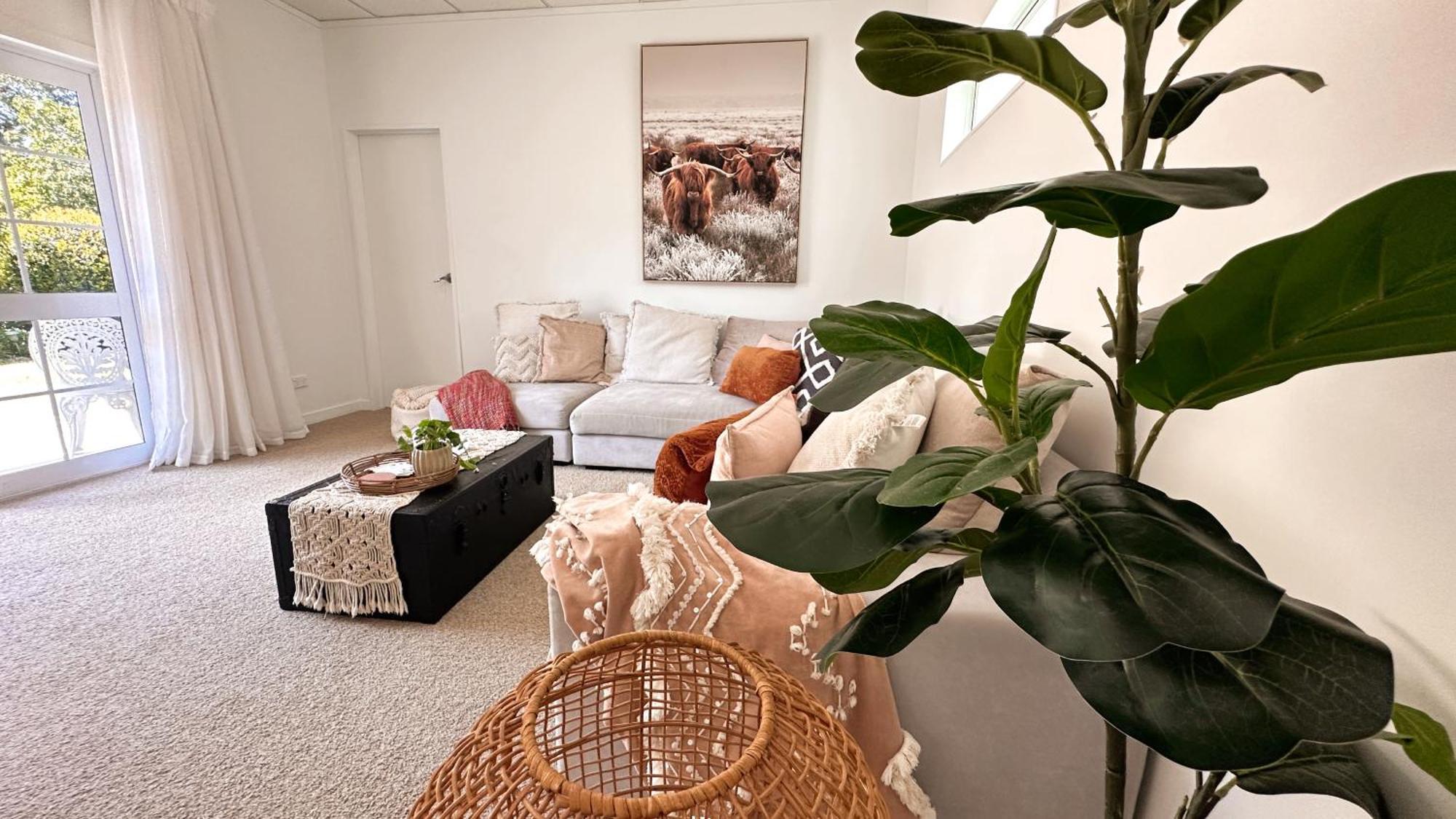 Rustling Oaks Nz Boho Pool House Hotel เคมบริดจ์ ภายนอก รูปภาพ